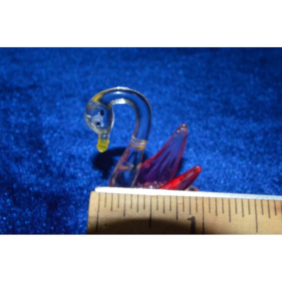 Vintage Plastic Swan Figure Miniature Lucite Clear Red Acrylic Trinket Hong Kong - Picture 5 of 10
